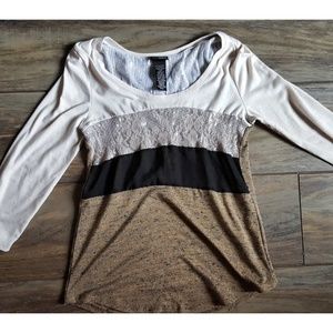 Daytrip Cute Mixed Media Blouse